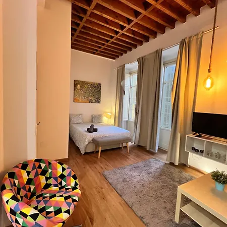 Boutique Larios - Center Apartament