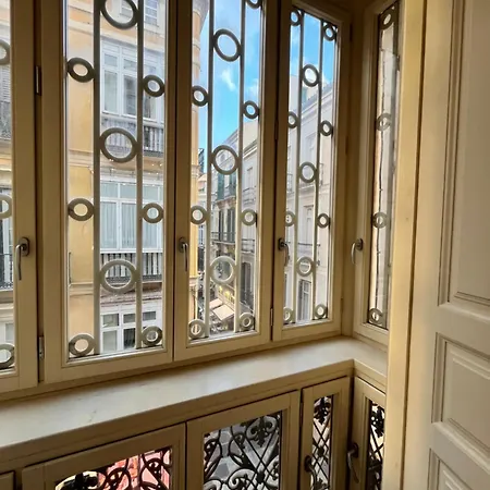Апартаменты Boutique Larios - Center